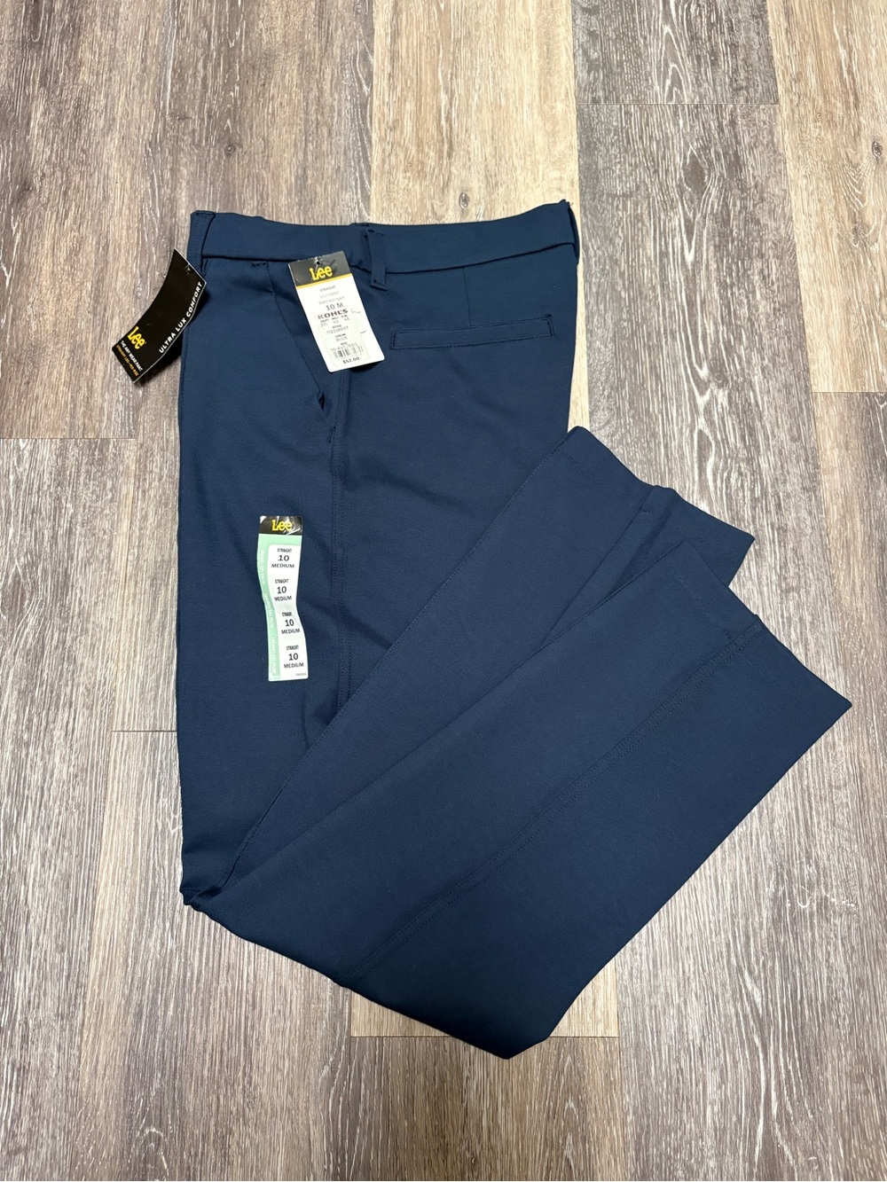 Lee Men’s Navy Flat Front Shorts